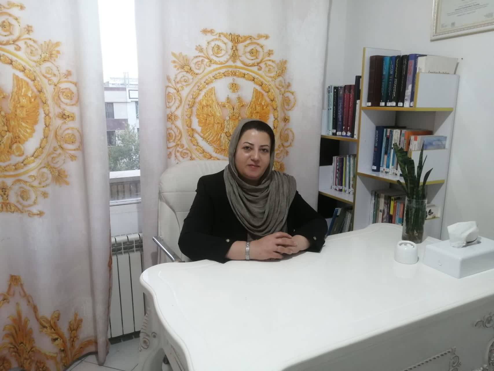 دکتر نسرین خرقانی